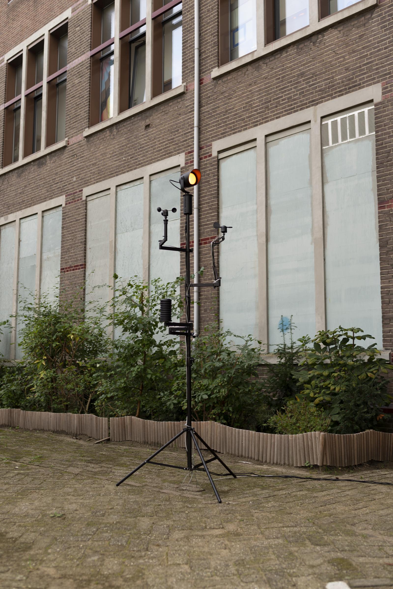 D-Beacon 1.0 in the backyard of Nieuwe Vide, Haarlem