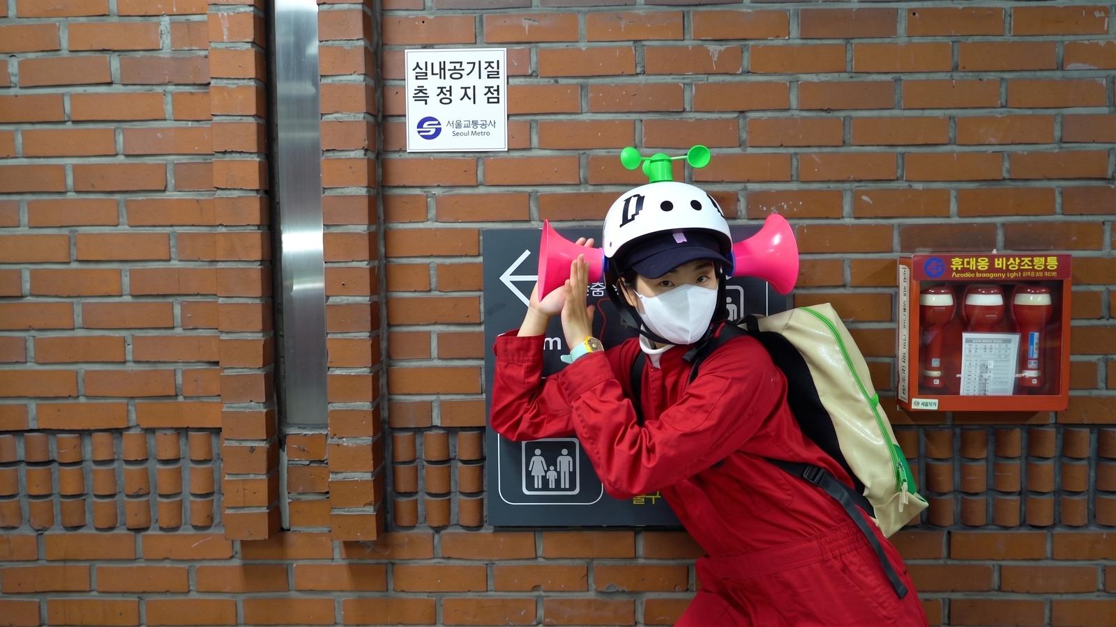 D: D-D-D activism performance still 11
