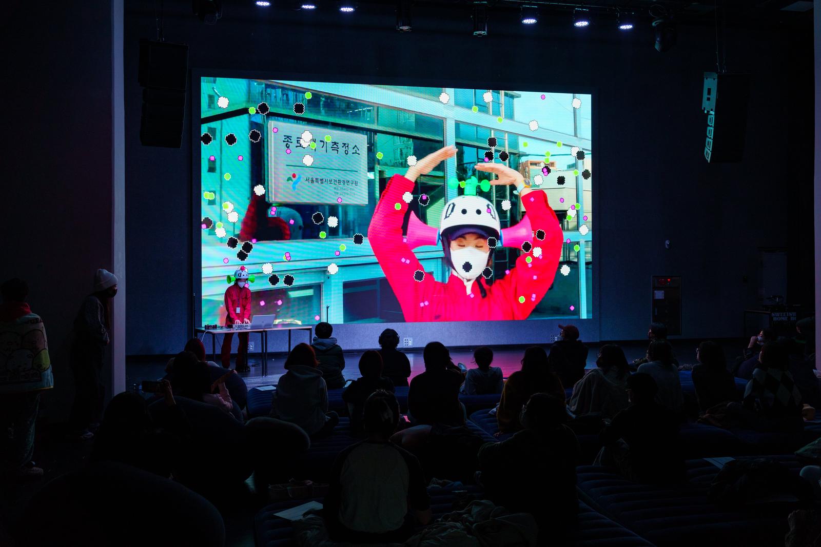 D: D-D-D lecture performance still 7