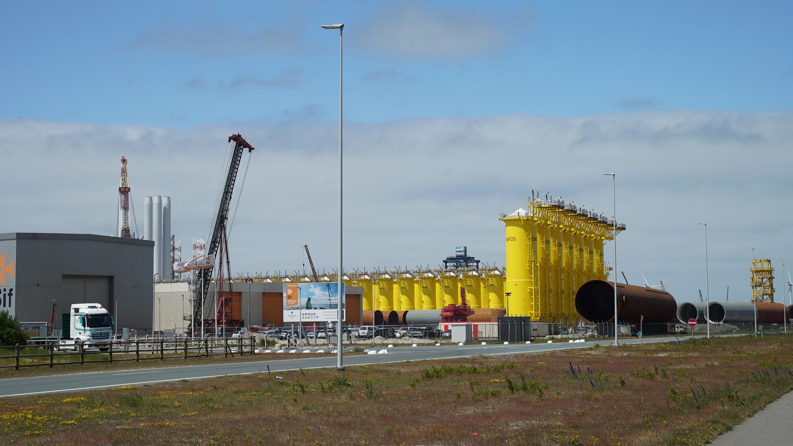 Field-research: Maasvlakte