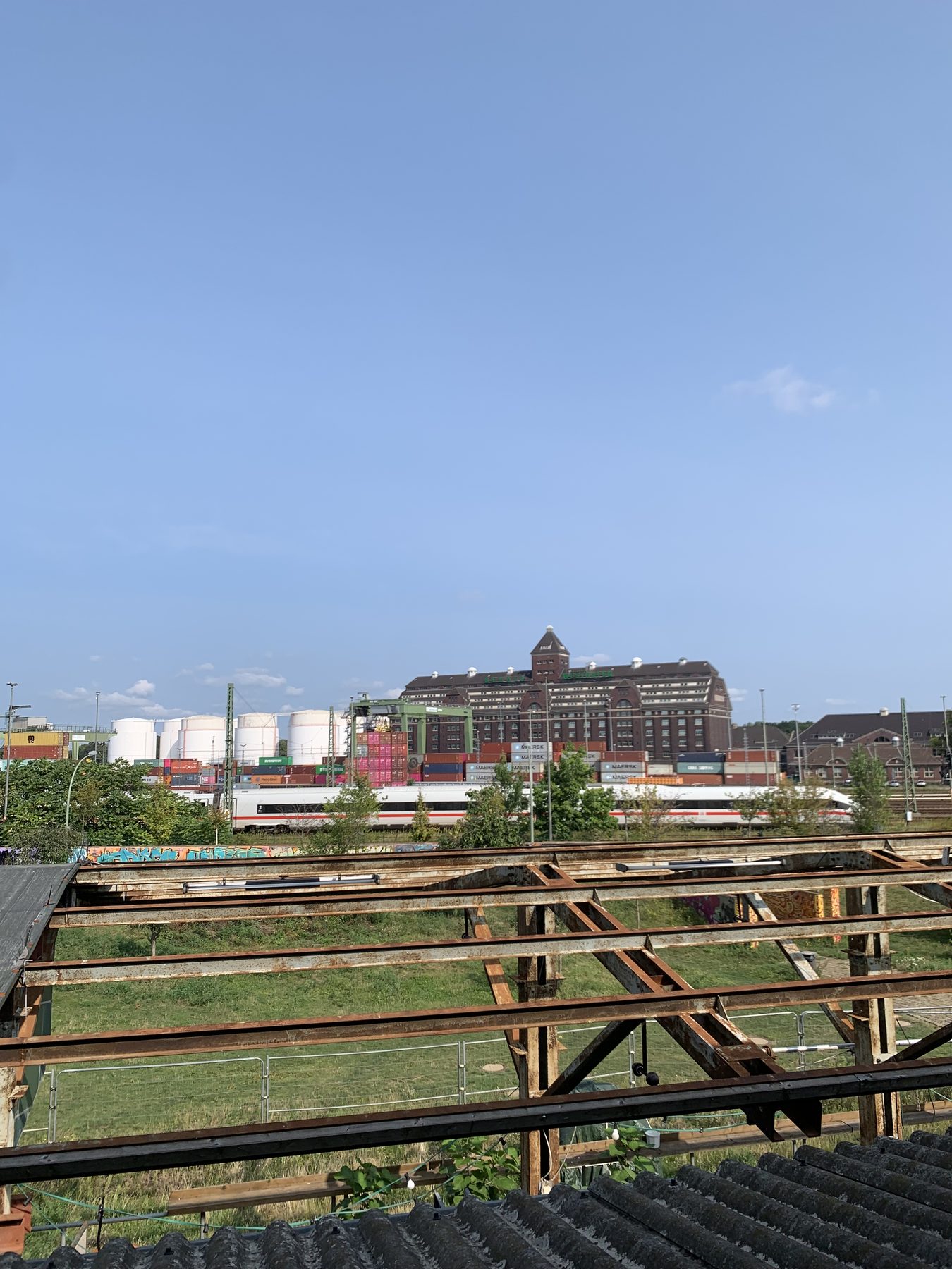 Field-research: Westhafen
