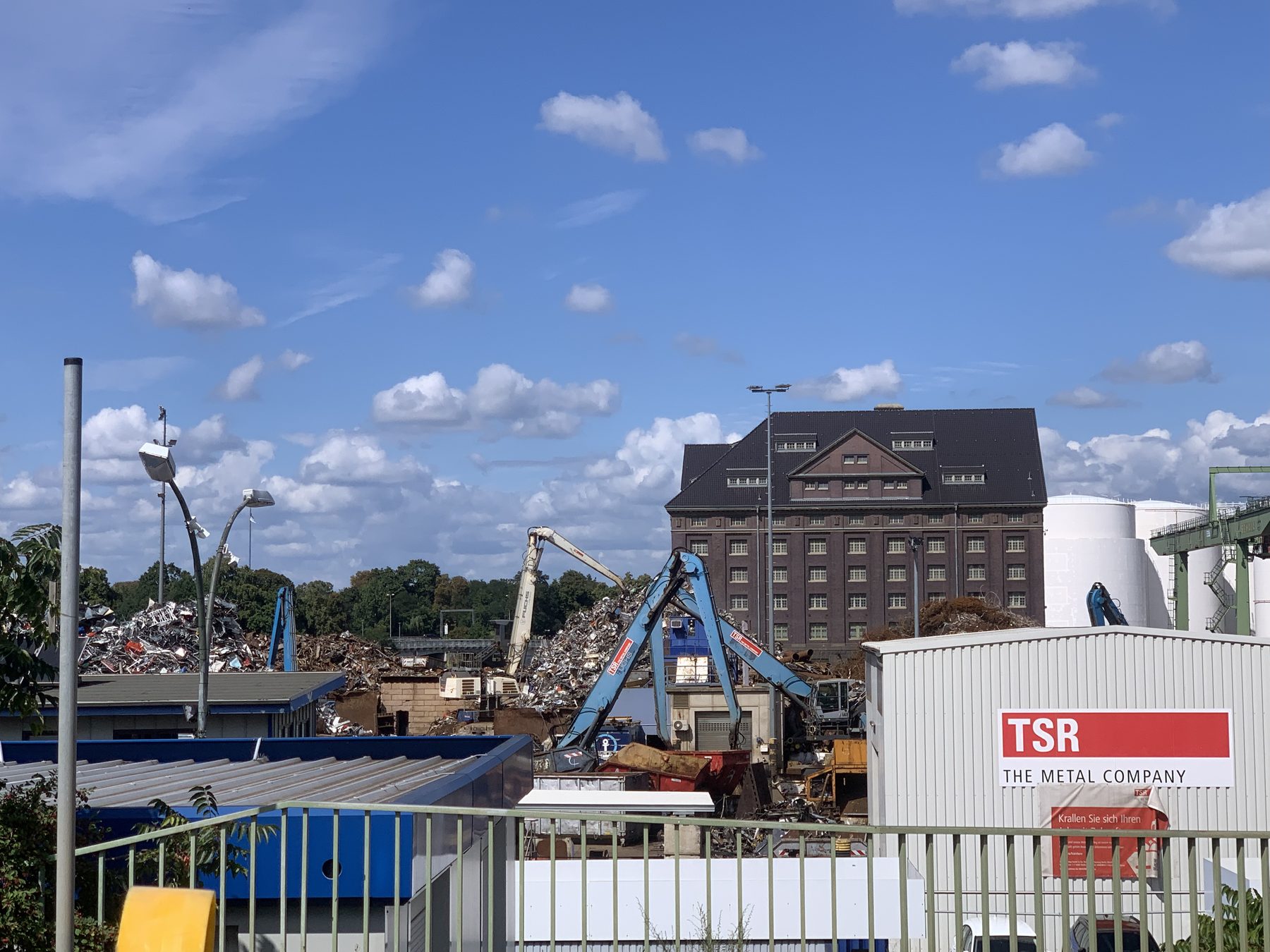 Field-research: Westhafen