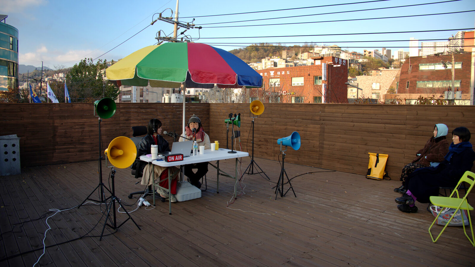 Rooftop-Radio: Weathering Station