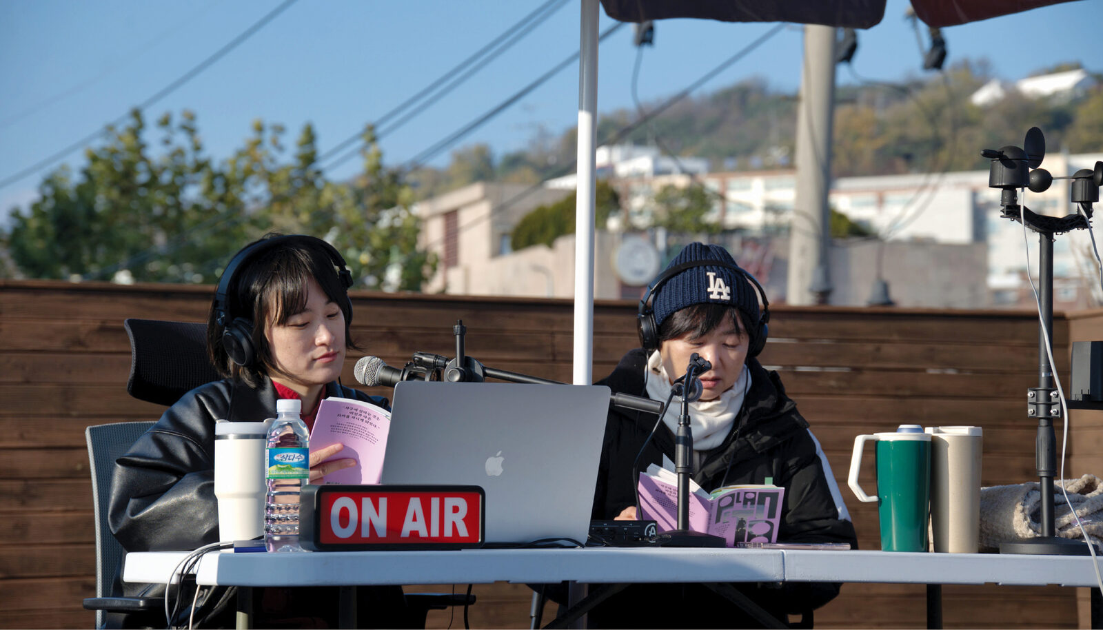 Rooftop-Radio: Weathering Station