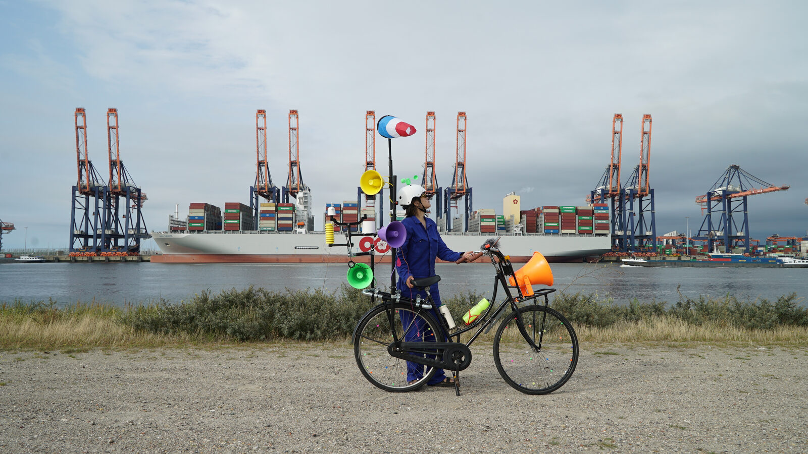 Weathering Ports: Sensing, Performing, and Acting Bodies